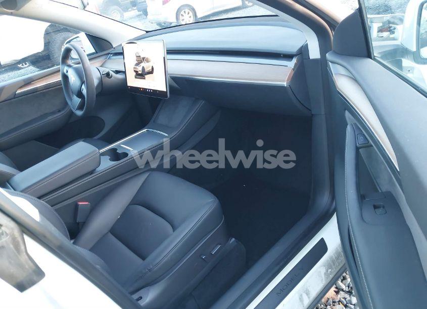 Photo 5 of 2023 Tesla Model Y AWD/PERFORMANCE DUAL MOTOR ALL-WHEEL DRIVE (VIN 7SAYGDEF8PF663950)