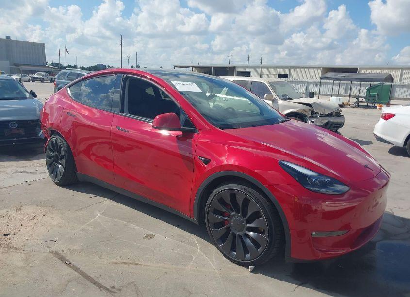 2023 Tesla Model Y PERFORMANCE DUAL MOTOR ALL-WHEEL DRIVE (VIN 7SAYGDEF8PF763563) main photo