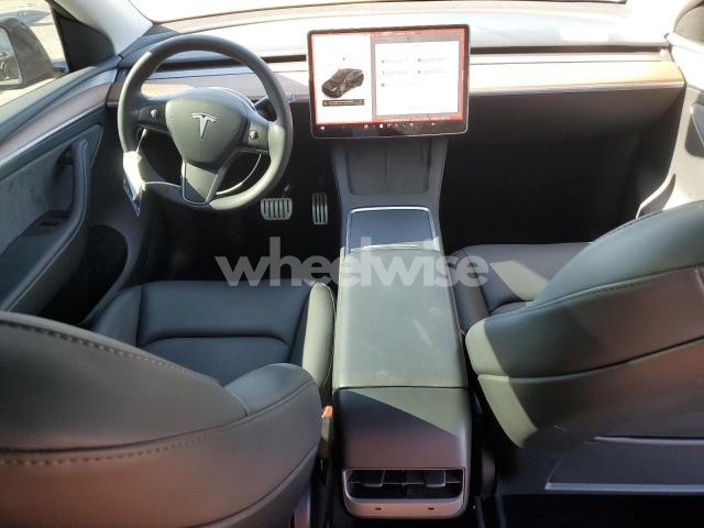 Photo 10 of 2024 TESLA MODEL Y (VIN 7SAYGDEF8RF077400)