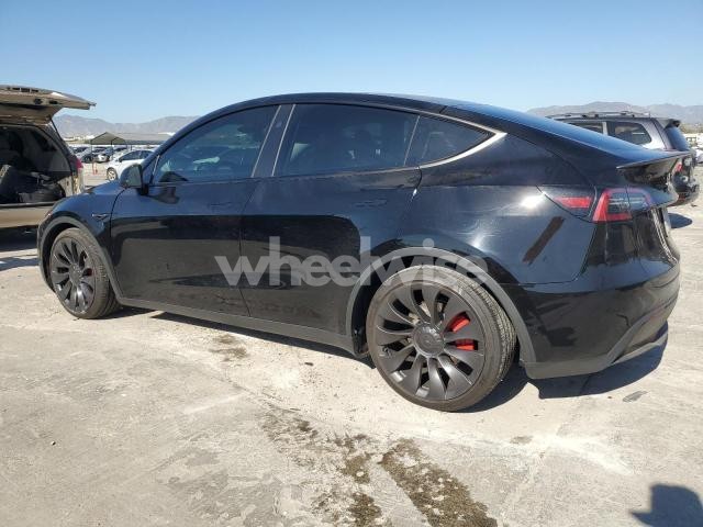 Photo 2 of 2024 TESLA MODEL Y (VIN 7SAYGDEF8RF077400)