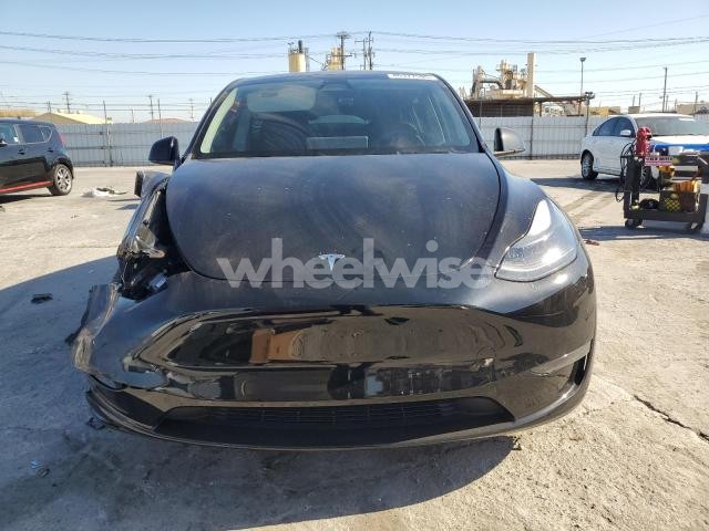 Photo 3 of 2024 TESLA MODEL Y (VIN 7SAYGDEF8RF077400)