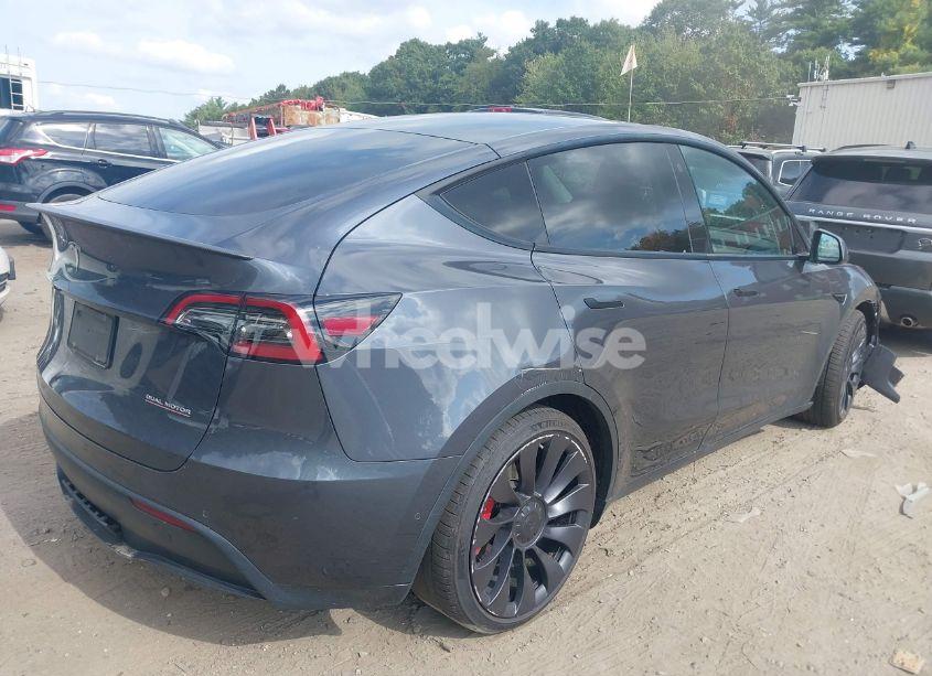 Photo 4 of 2022 Tesla Model Y PERFORMANCE DUAL MOTOR ALL-WHEEL DRIVE (VIN 7SAYGDEF9NF368188)