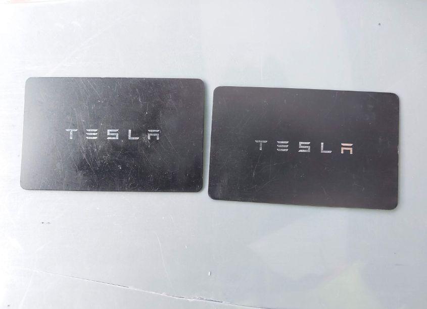 Photo 11 of 2022 Tesla Model Y PERFORMANCE DUAL MOTOR ALL-WHEEL DRIVE (VIN 7SAYGDEF9NF551722)