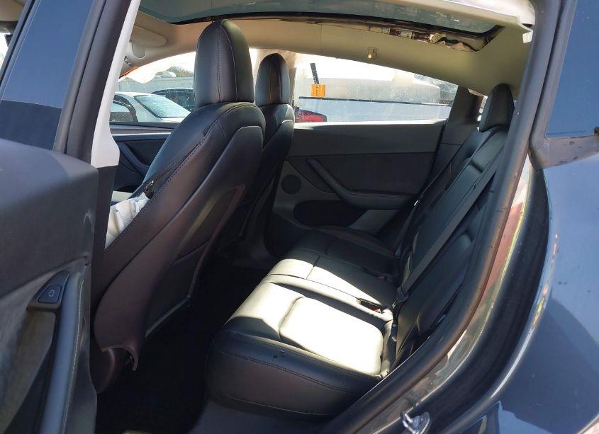 Photo 8 of 2022 Tesla Model Y PERFORMANCE DUAL MOTOR ALL-WHEEL DRIVE (VIN 7SAYGDEF9NF551722)