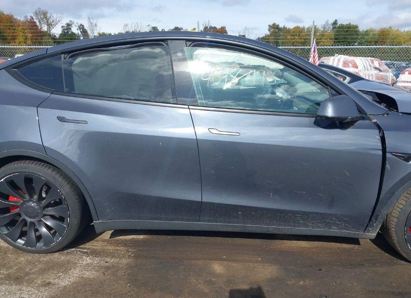 Photo 12 of 2023 Tesla Model Y PERFORMANCE DUAL MOTOR ALL-WHEEL DRIVE (VIN 7SAYGDEF9PF588806)