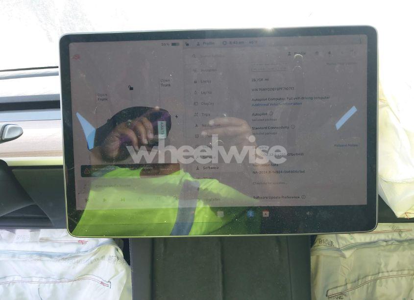 Photo 18 of 2023 Tesla Model Y PERFORMANCE DUAL MOTOR ALL-WHEEL DRIVE (VIN 7SAYGDEF9PF710712)