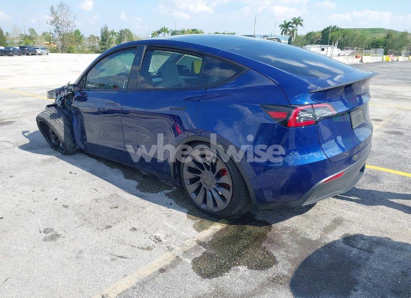 Photo 3 of 2024 Tesla Model Y PERFORMANCE DUAL MOTOR ALL-WHEEL DRIVE (VIN 7SAYGDEF9RA267204)