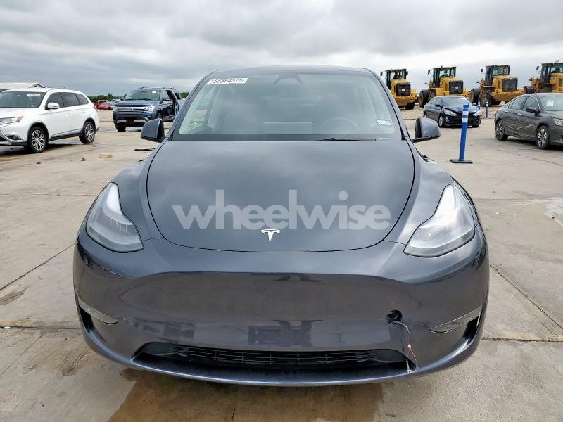 Photo 8 of 2024 TESLA MODEL Y (VIN 7SAYGDEF9RA312951)