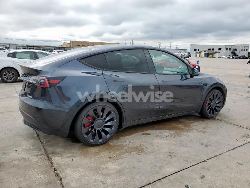 Photo 9 of 2024 TESLA MODEL Y (VIN 7SAYGDEF9RA312951)