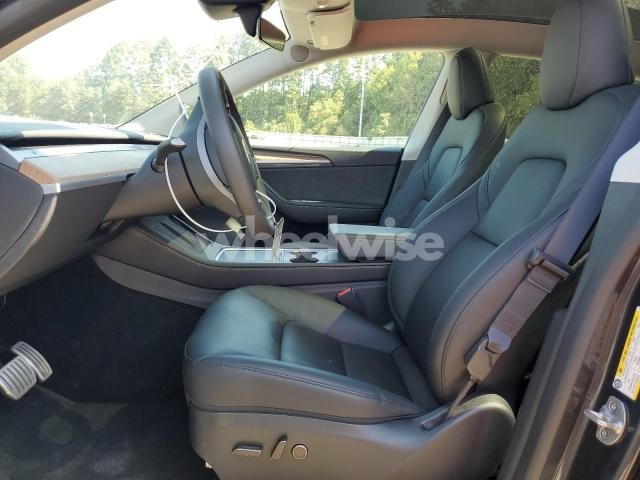 Photo 10 of 2024 TESLA MODEL Y (VIN 7SAYGDEF9RA322556)