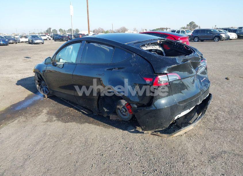 Photo 3 of 2025 Tesla Model Y PERFORMANCE DUAL MOTOR ALL-WHEEL DRIVE (VIN 7SAYGDEF9SF218920)