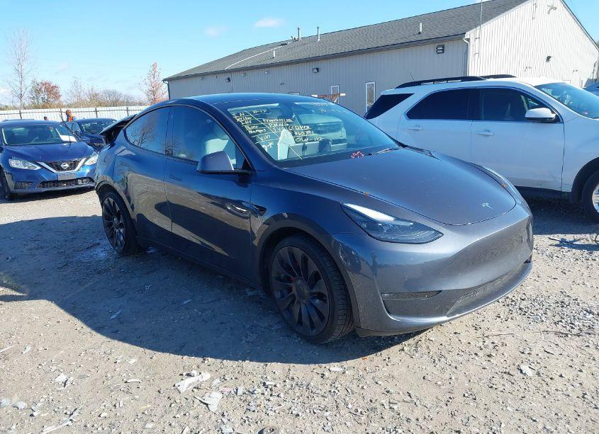 2022 Tesla Model Y PERFORMANCE DUAL MOTOR ALL-WHEEL DRIVE (VIN 7SAYGDEFXNF360391) main photo