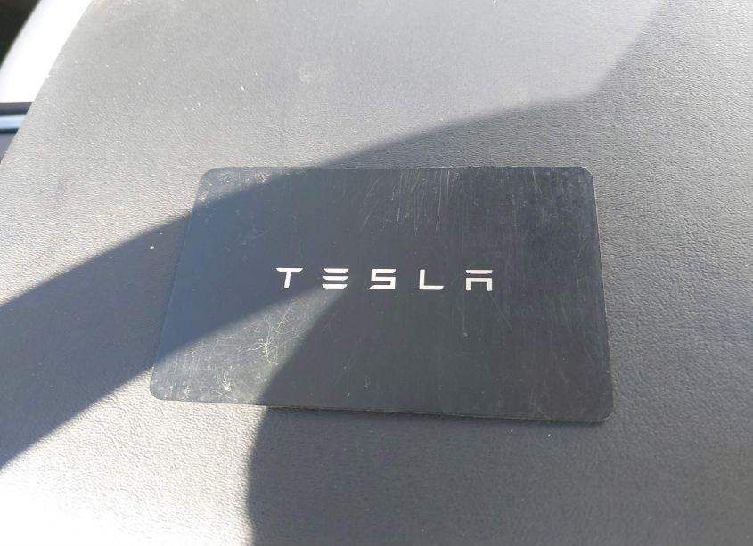 Photo 11 of 2022 Tesla Model Y PERFORMANCE DUAL MOTOR ALL-WHEEL DRIVE (VIN 7SAYGDEFXNF360391)