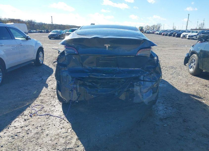 Photo 17 of 2022 Tesla Model Y PERFORMANCE DUAL MOTOR ALL-WHEEL DRIVE (VIN 7SAYGDEFXNF360391)