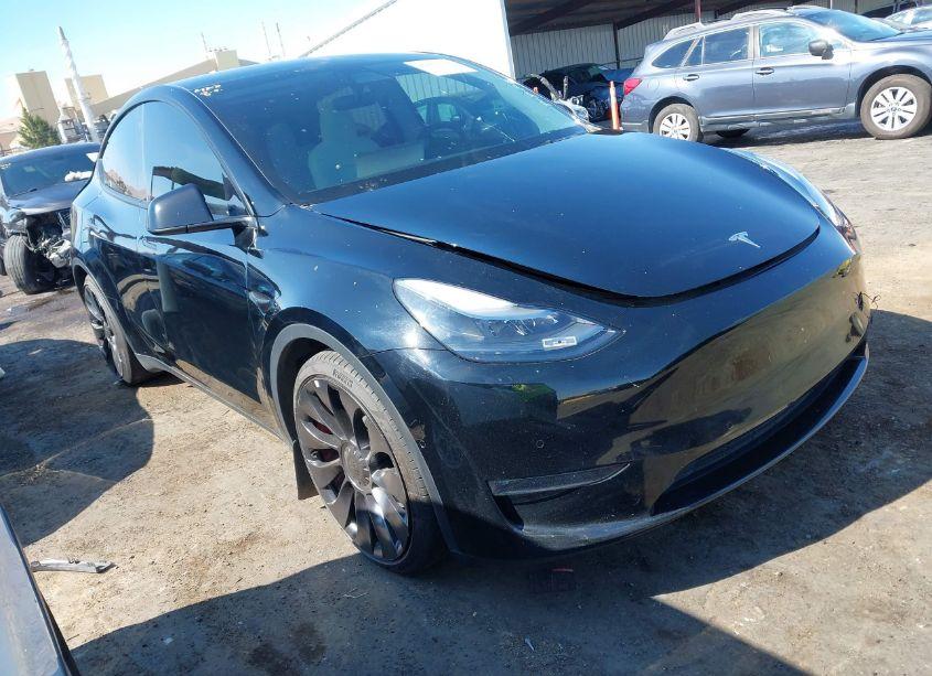 2022 Tesla Model Y PERFORMANCE DUAL MOTOR ALL-WHEEL DRIVE (VIN 7SAYGDEFXNF468140) main photo