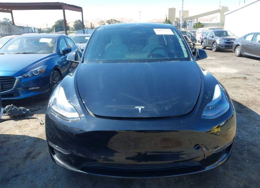 Photo 11 of 2022 Tesla Model Y PERFORMANCE DUAL MOTOR ALL-WHEEL DRIVE (VIN 7SAYGDEFXNF468140)