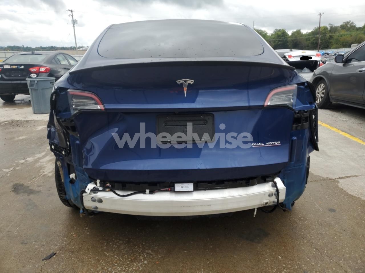 Photo 6 of 2022 TESLA MODEL Y (VIN 7SAYGDEFXNF530846)