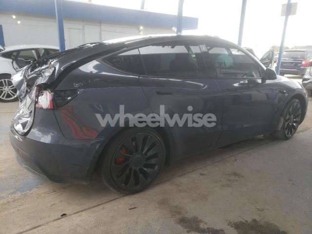 Photo 3 of 2023 TESLA MODEL Y (VIN 7SAYGDEFXPF644302)