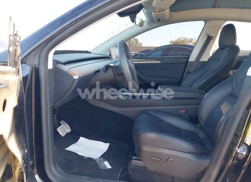 Photo 5 of 2023 Tesla Model Y PERFORMANCE DUAL MOTOR ALL-WHEEL DRIVE (VIN 7SAYGDEFXPF834181)