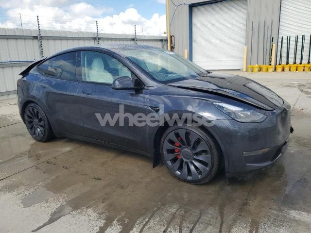 Photo 12 of 2024 TESLA MODEL Y (VIN 7SAYGDEFXRA279555)