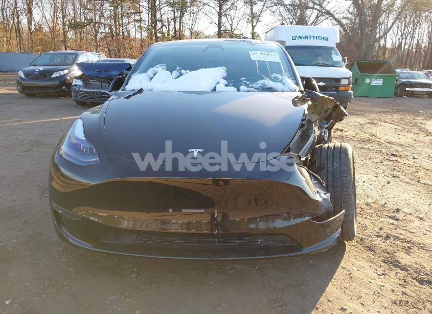 Photo 11 of 2024 Tesla Model Y PERFORMANCE DUAL MOTOR ALL-WHEEL DRIVE (VIN 7SAYGDEFXRA282830)