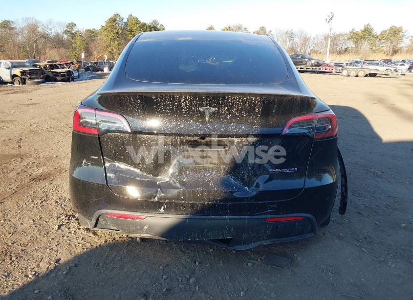 Photo 15 of 2024 Tesla Model Y PERFORMANCE DUAL MOTOR ALL-WHEEL DRIVE (VIN 7SAYGDEFXRA282830)