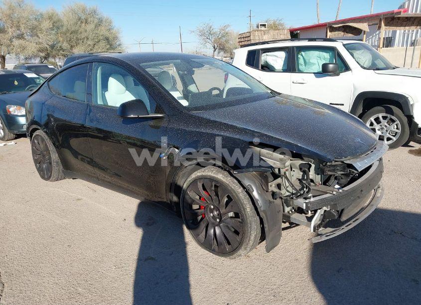 2024 Tesla Model Y PERFORMANCE DUAL MOTOR ALL-WHEEL DRIVE (VIN 7SAYGDEFXRA290507) main photo