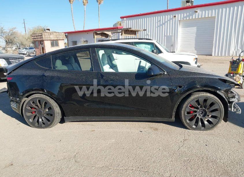 Photo 14 of 2024 Tesla Model Y PERFORMANCE DUAL MOTOR ALL-WHEEL DRIVE (VIN 7SAYGDEFXRA290507)
