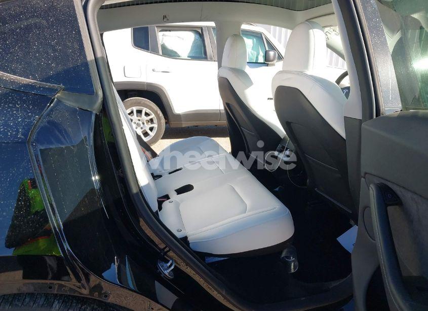 Photo 8 of 2024 Tesla Model Y PERFORMANCE DUAL MOTOR ALL-WHEEL DRIVE (VIN 7SAYGDEFXRA290507)