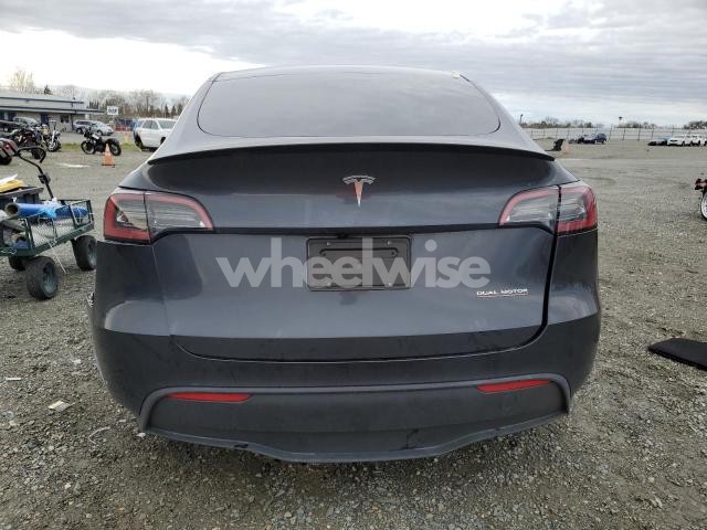 Photo 2 of 2024 TESLA MODEL Y (VIN 7SAYGDEFXRF063420)