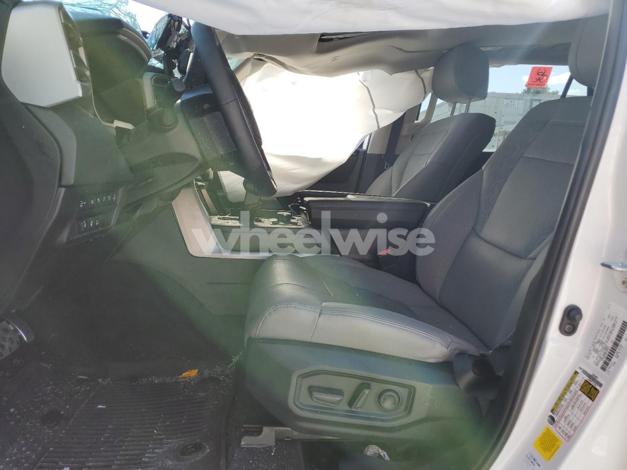 Photo 7 of 2024 TOYOTA SEQUOIA SR5 (VIN 7SVAAABA0RX038917)