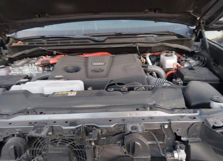 Photo 10 of 2024 Toyota Sequoia LIMITED (VIN 7SVAAABA0RX040473)