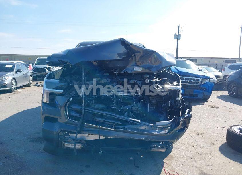 Photo 6 of 2023 Toyota Sequoia LIMITED (VIN 7SVAAABA2PX008489)