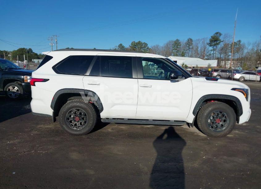Photo 13 of 2024 Toyota Sequoia TRD PRO (VIN 7SVAAABA3RX039902)