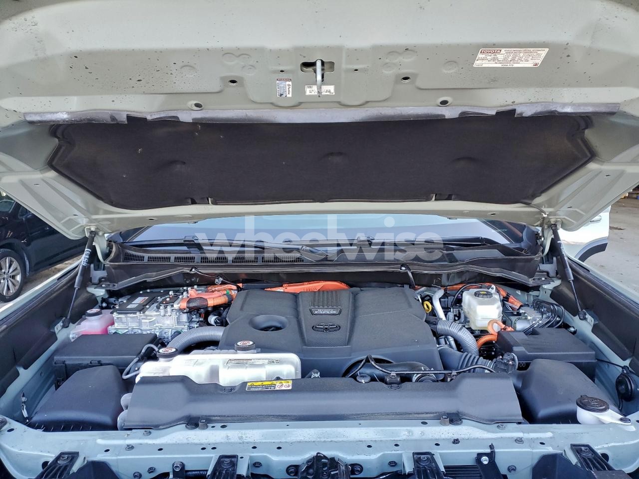 Photo 12 of 2025 TOYOTA SEQUOIA SR5 (VIN 7SVAAABA3SX063607)