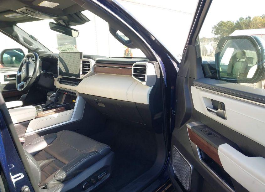 Photo 5 of 2023 Toyota Sequoia CAPSTONE (VIN 7SVAAABA4PX008252)