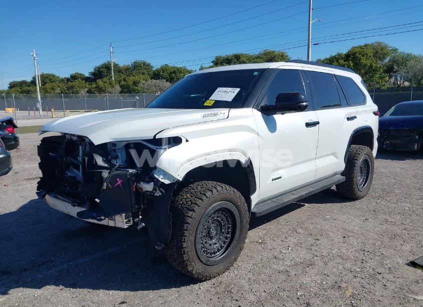 Photo 2 of 2023 Toyota Sequoia LIMITED (VIN 7SVAAABA4PX013371)