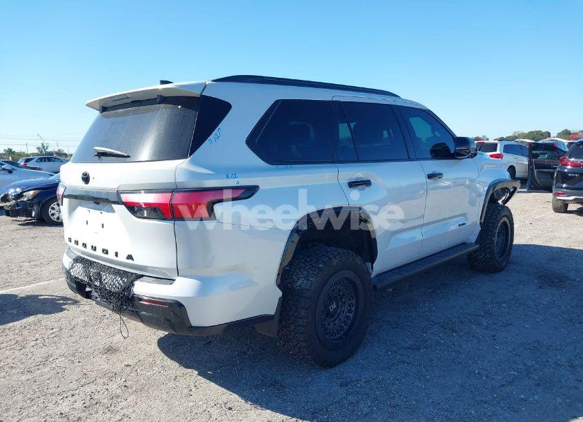 Photo 4 of 2023 Toyota Sequoia LIMITED (VIN 7SVAAABA4PX013371)