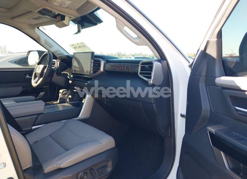 Photo 5 of 2023 Toyota Sequoia LIMITED (VIN 7SVAAABA4PX013371)