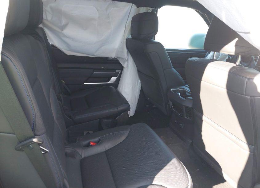 Photo 8 of 2023 Toyota Sequoia PLATINUM (VIN 7SVAAABA4PX014326)