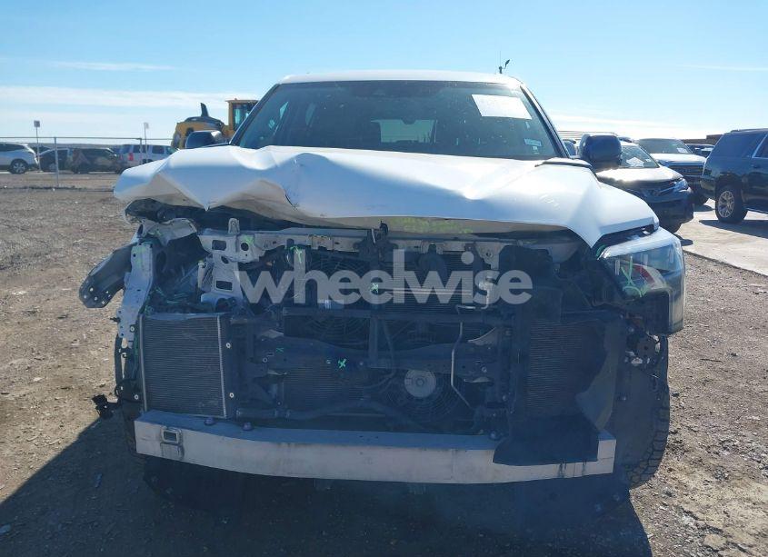 Photo 12 of 2023 Toyota Sequoia TRD PRO (VIN 7SVAAABA5PX015114)