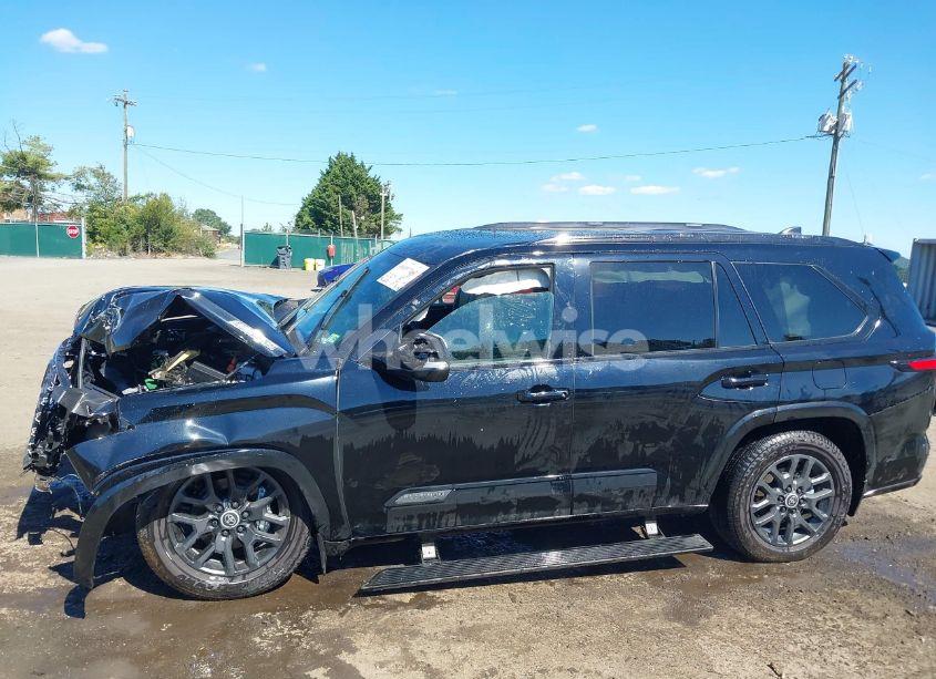 Photo 15 of 2024 Toyota Sequoia PLATINUM (VIN 7SVAAABA5RX039397)