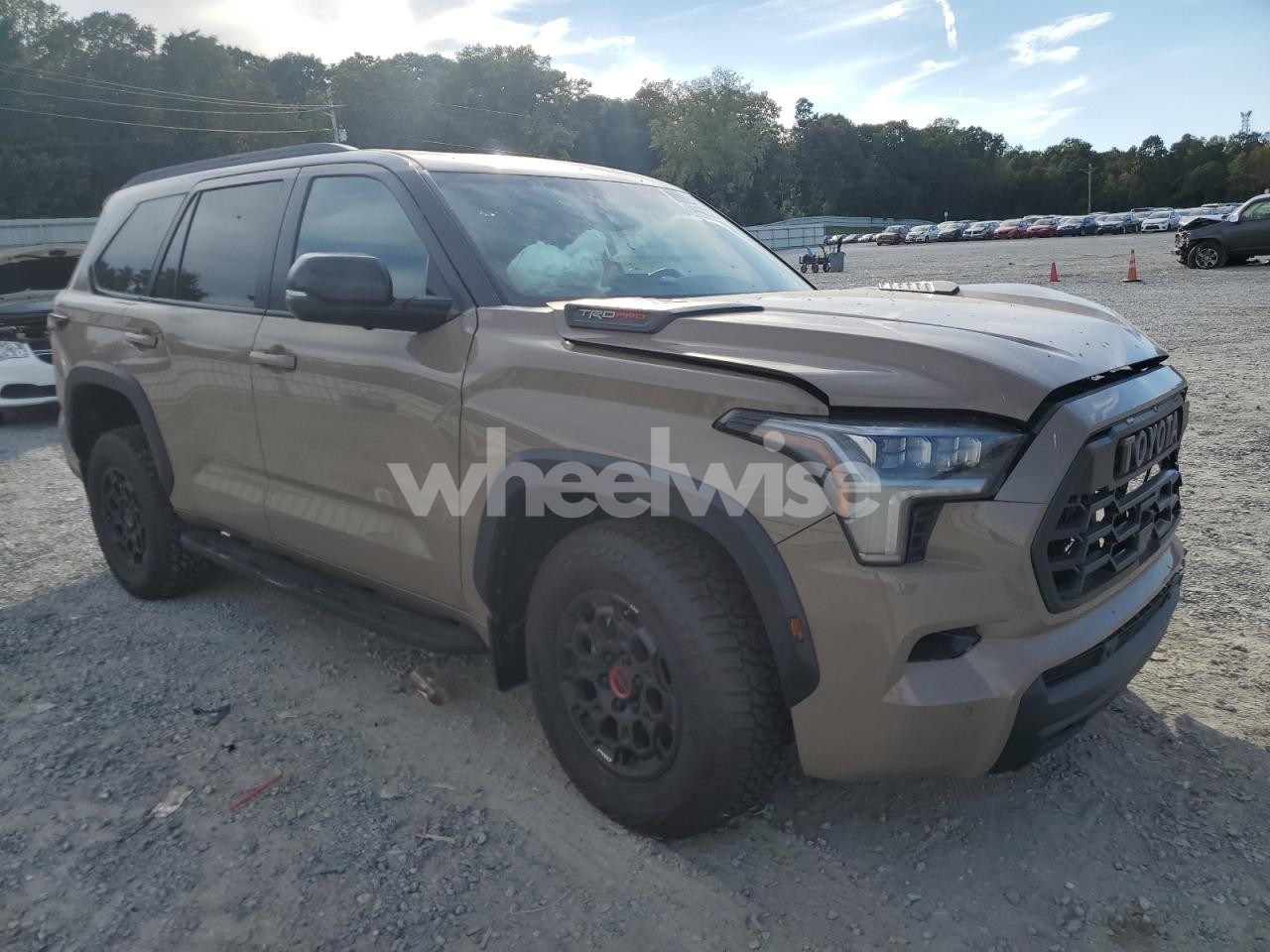 Photo 4 of 2025 TOYOTA SEQUOIA SR5 (VIN 7SVAAABA6SX060670)