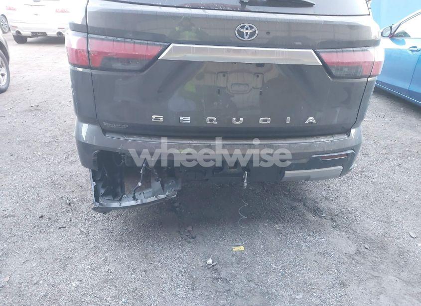Photo 6 of 2024 Toyota Sequoia CAPSTONE (VIN 7SVAAABA7RX023170)
