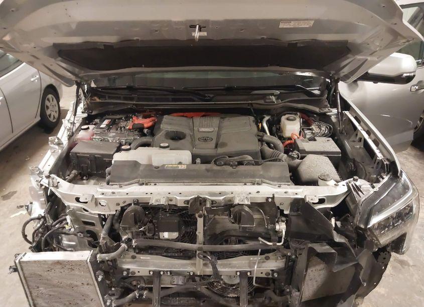 Photo 10 of 2023 Toyota Sequoia LIMITED (VIN 7SVAAABA8PX014197)