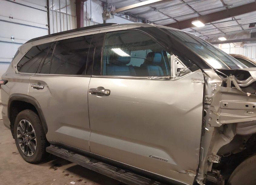 Photo 14 of 2023 Toyota Sequoia LIMITED (VIN 7SVAAABA8PX014197)
