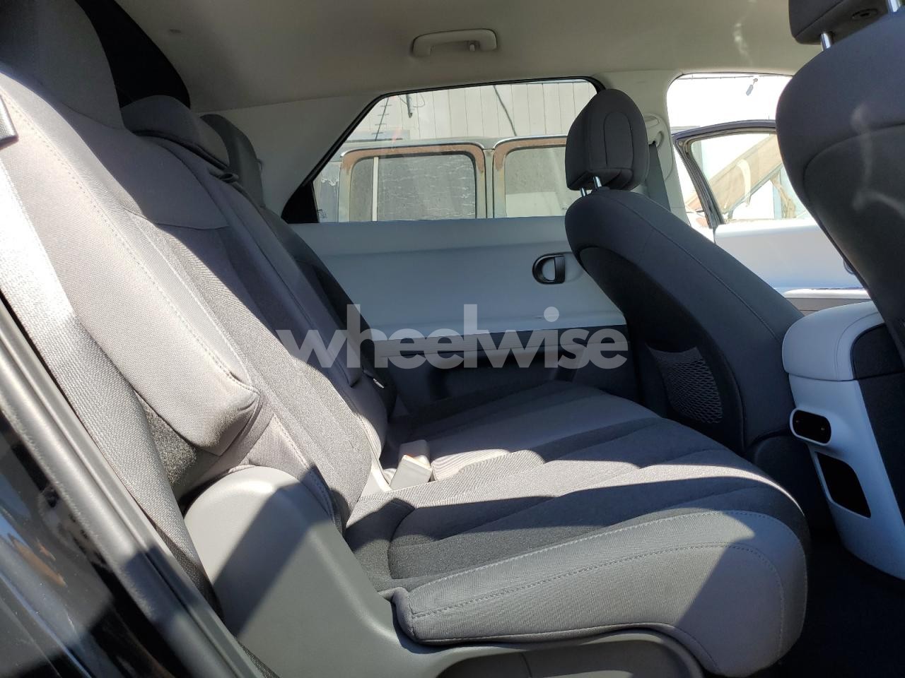 Photo 11 of 2025 HYUNDAI IONIQ 5 SE (VIN 7YAKM4DBXSY002366)