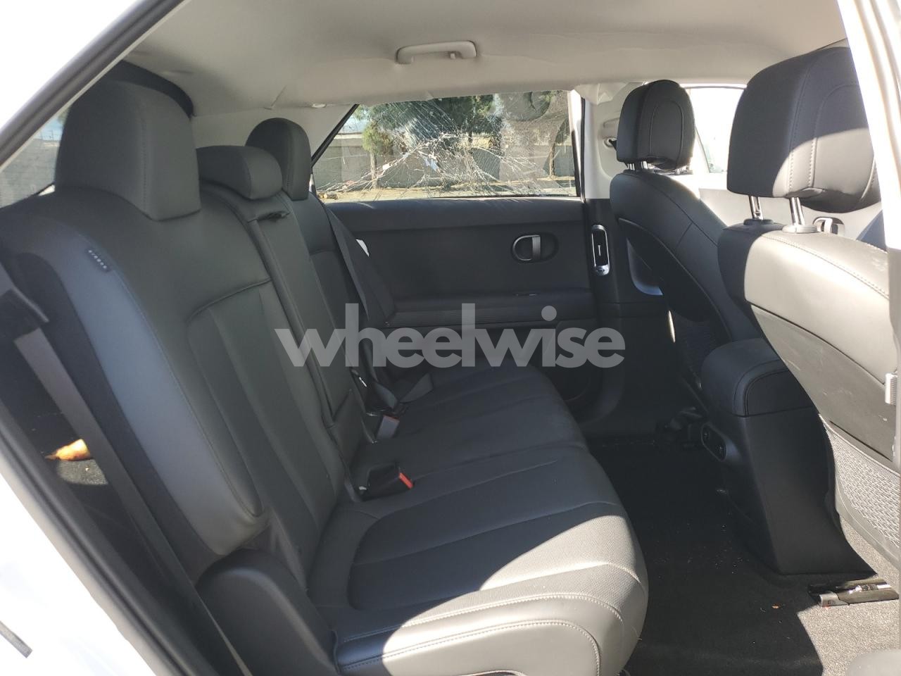 Photo 11 of 2025 HYUNDAI IONIQ 5 SEL (VIN 7YAKN4DA3SY024553)