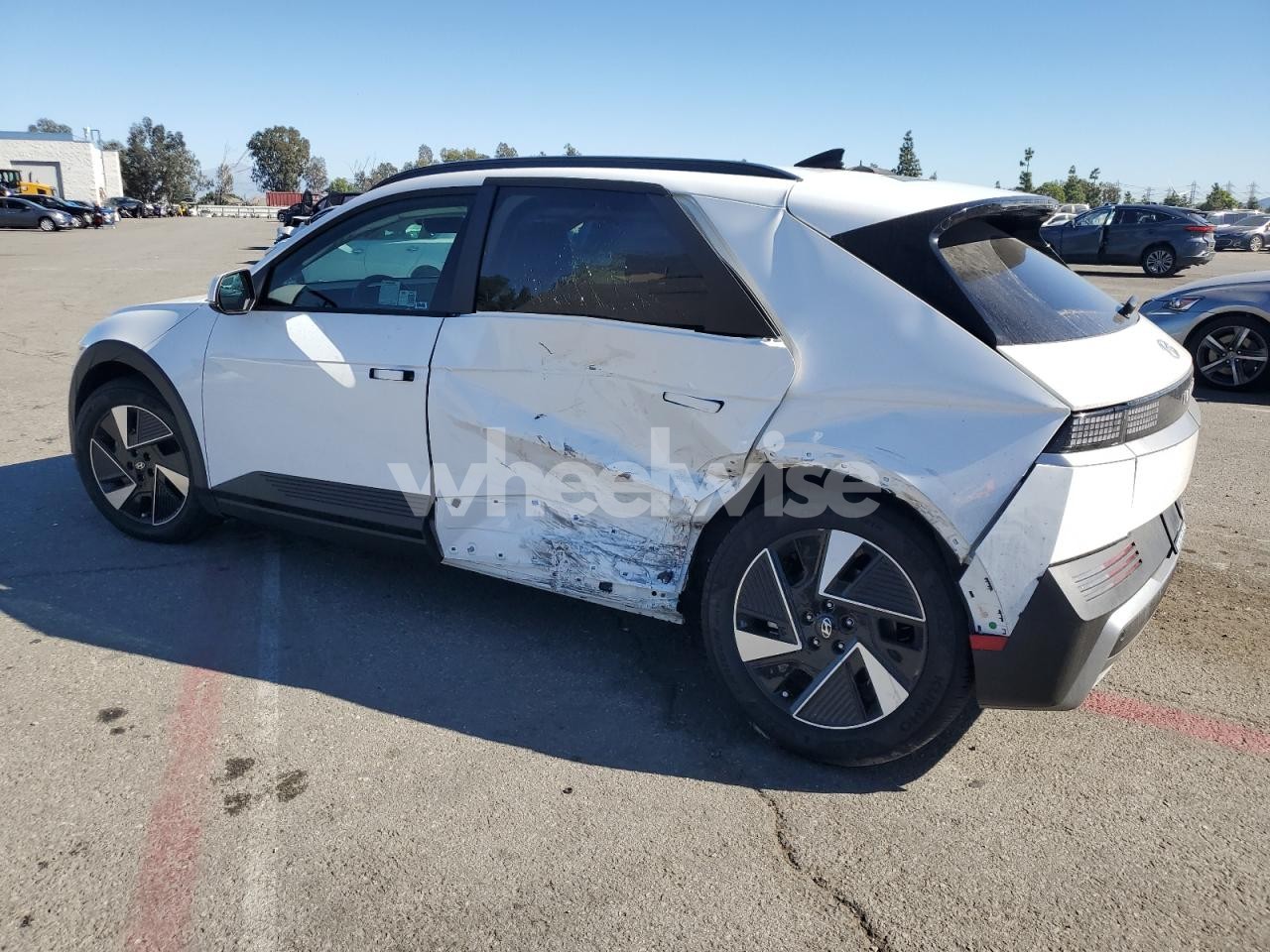 Photo 2 of 2025 HYUNDAI IONIQ 5 SEL (VIN 7YAKN4DA3SY024553)