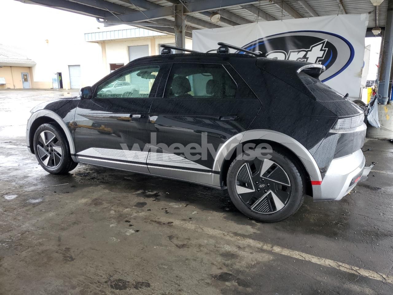 Photo 2 of 2025 HYUNDAI IONIQ 5 LIMITED (VIN 7YAKR4DA4SY028194)